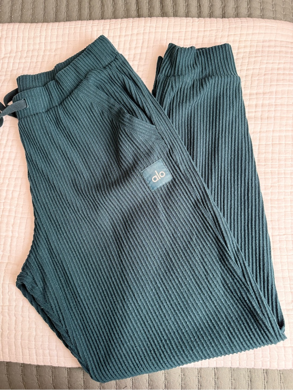 ALO Muse Joggers and Hoodie